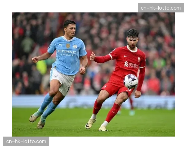 罗德里传球成功率90.10%，向前传球24.3次展现组织能力